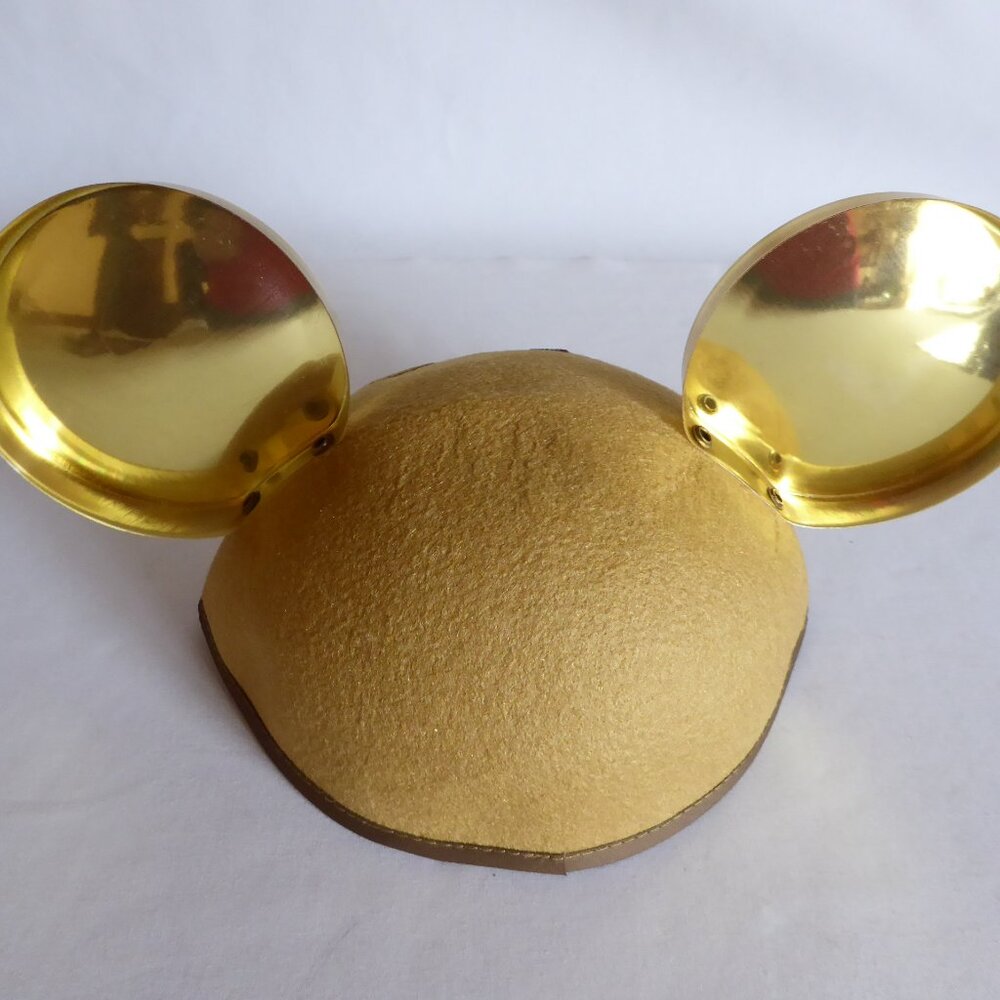 NEW 2005 DISNEYLAND 50TH ANNIVERSARY ADULT MOUSE EARS MAGNET BROCHURE LOT - Picture 4 of 13